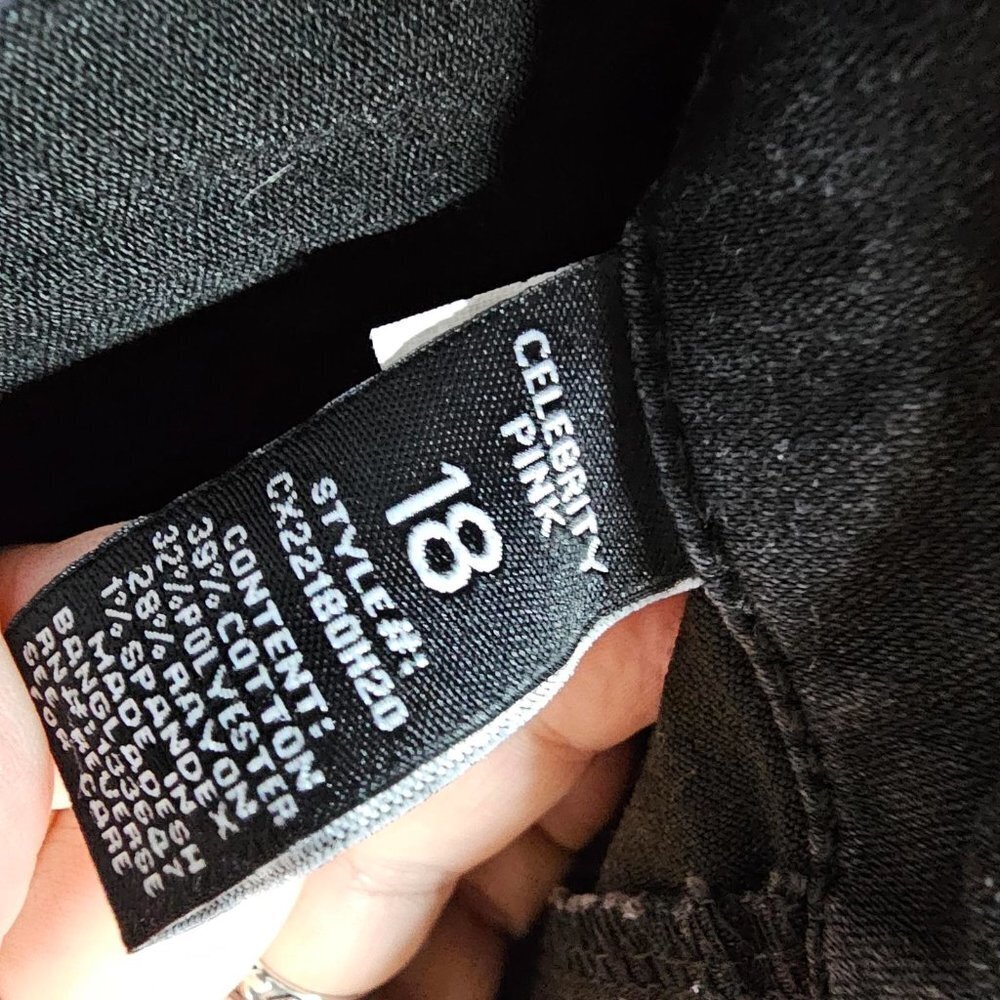 Celebrity Pink Black High Rise Jeans Size 18 - Picture 5 of 6